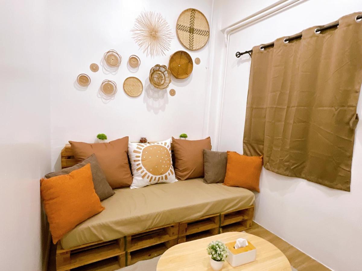 Lively And Cozy Canal House ,Entire House Bangkok Extérieur photo