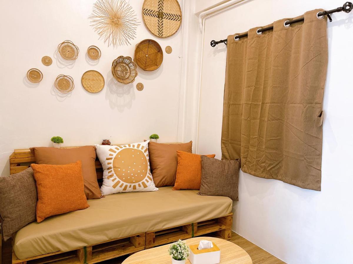 Lively And Cozy Canal House ,Entire House Bangkok Extérieur photo