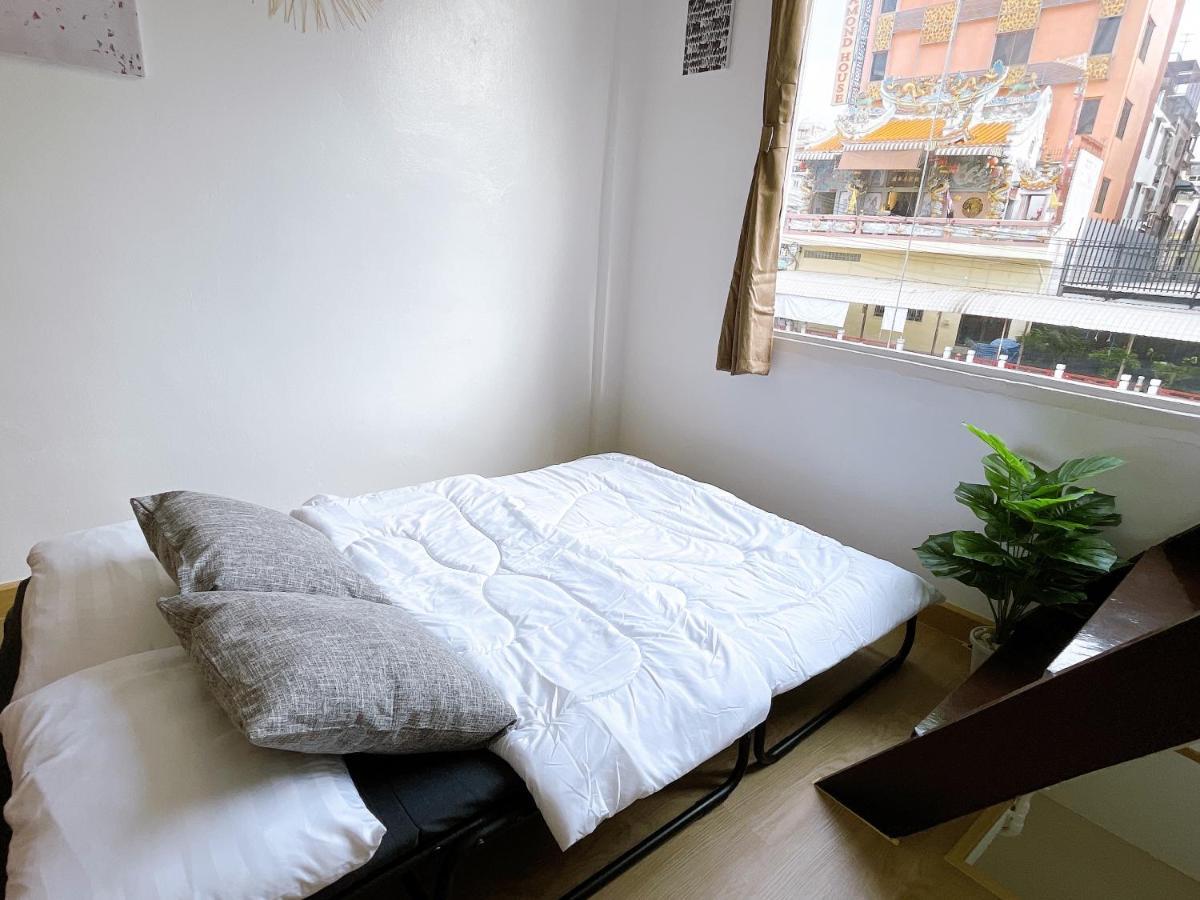 Lively And Cozy Canal House ,Entire House Bangkok Extérieur photo