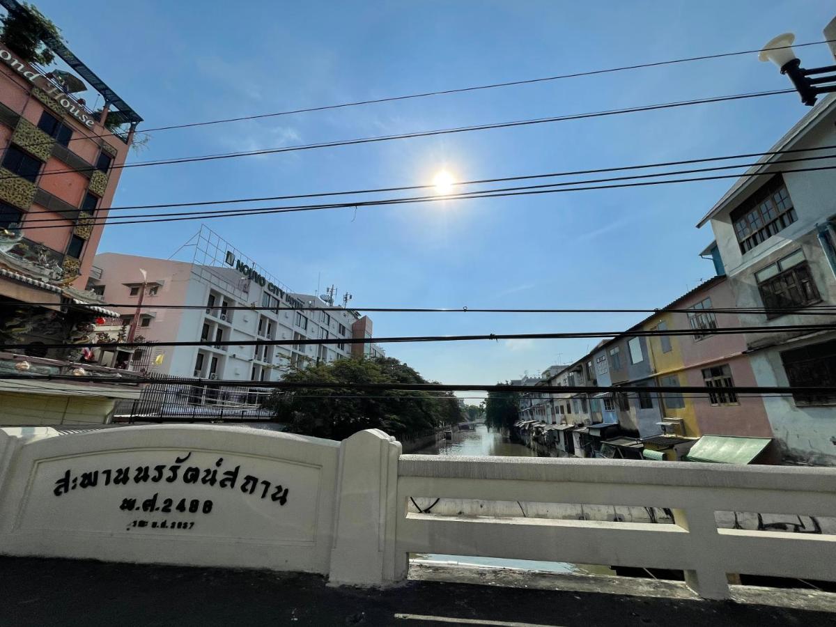 Lively And Cozy Canal House ,Entire House Bangkok Extérieur photo